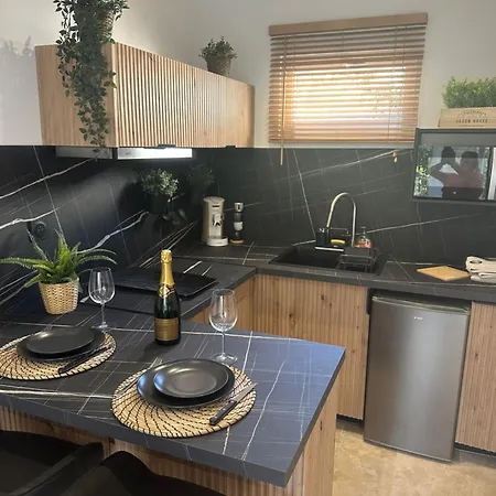 Cosy Pres Du Pont Du Gard شقة فير بونت دي غارد