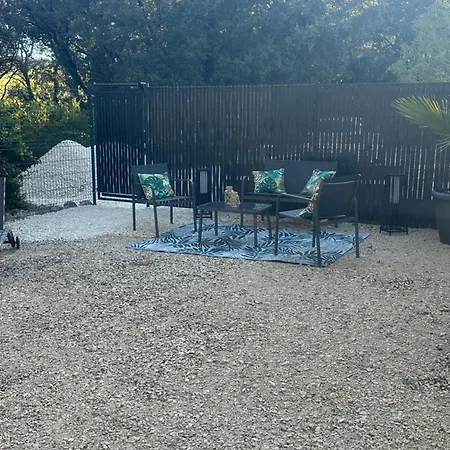 Cosy Pres Du Pont Du Gard فير بونت دي غارد