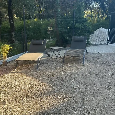 Cosy Pres Du Pont Du Gard * فير بونت دي غارد